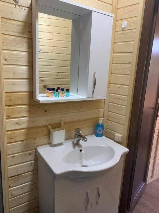 C'Est La Vie Apartment Mtsʼkhetʼa Екстериор снимка